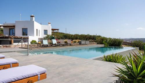 Superior One-Bedroom Apartment