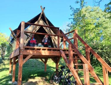 Twin Room with Shared Bathroom
