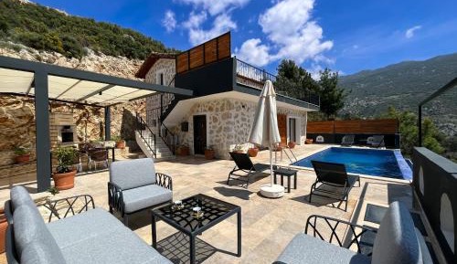 Deluxe Villa