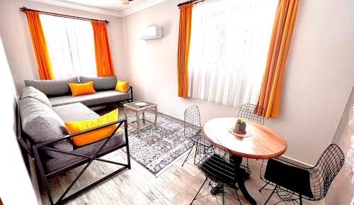 Apartment with Garden View