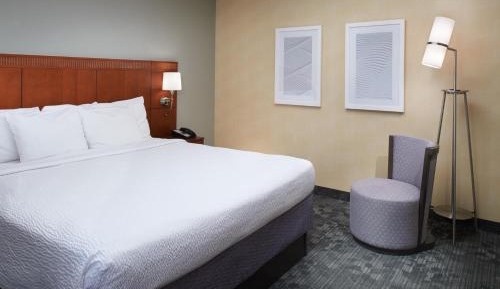 King Room with Sofa Bed