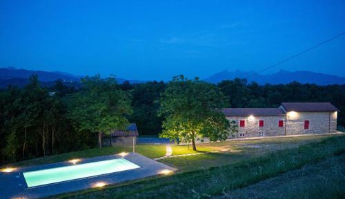 Three-Bedroom Holiday Home 