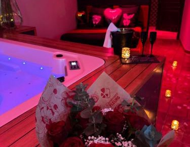 King Room with Spa Bath