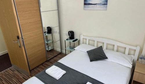 Standard Double Room with Shared Bathroom