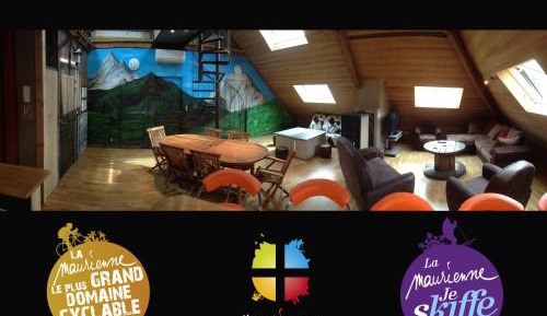 Apartment with Mountain View