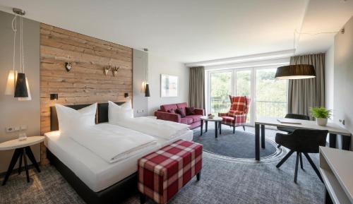 Grand Deluxe Room