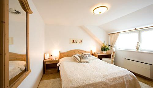 Double Room with Shower