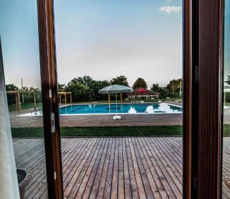 Deluxe Room with Pool View and Lake  View