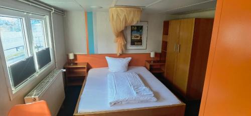 Double Cabin 1st Class - Shipotel Eastern