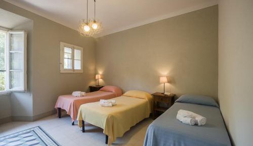 Comfort Triple Room with Shower