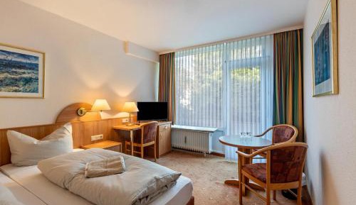 Superior One-Bedroom Apartment