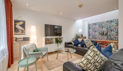 One-Bedroom Family Apartment