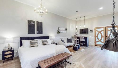 One-Bedroom House