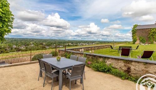 Holiday Home (4 Adults)