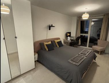 Double Room with Private Bathroom