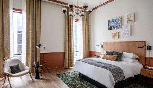 Standard King Room