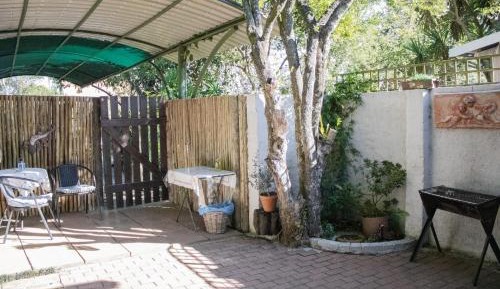 Standard Twin Room with Garden View