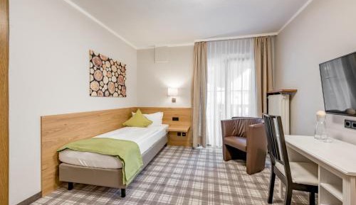 Standard Single Room with Balcony