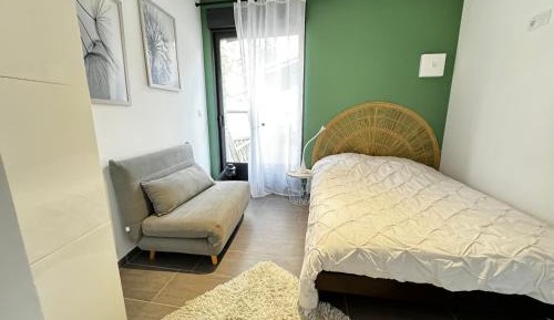 Double Room with Private Bathroom