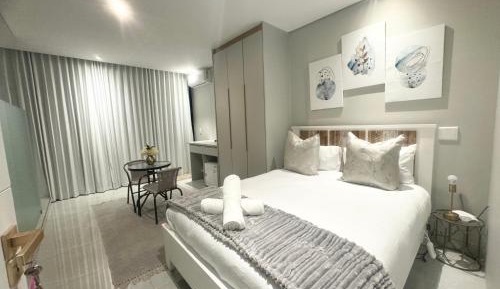 Queen Room with Sea View