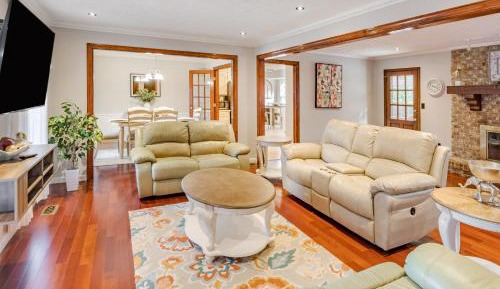 Four-Bedroom Holiday Home