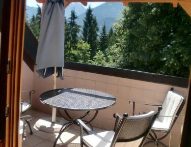 Apartment with Rooftop Terrace