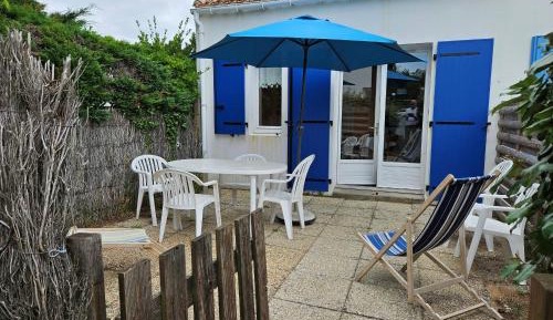 Holiday Home (4 Adults)