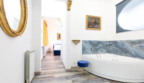 Junior Suite with Jacuzzi