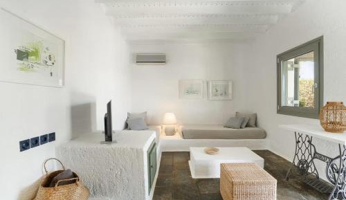 Two Bedroom Bungalow with Sea View