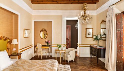 Deluxe Premium Room