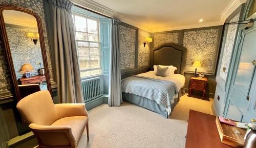 Small Double Room