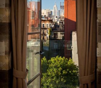Double full with Balcony