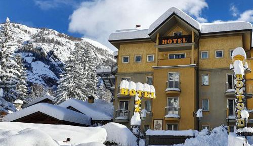 Double or Twin Room with Balcony