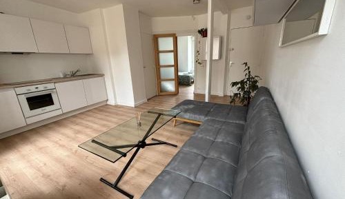 Apartment with Shower