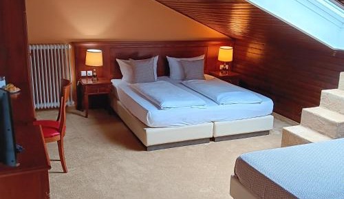 Double Room with Private External Bathroom