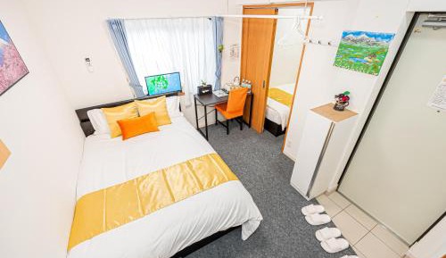Triple Room with Bath