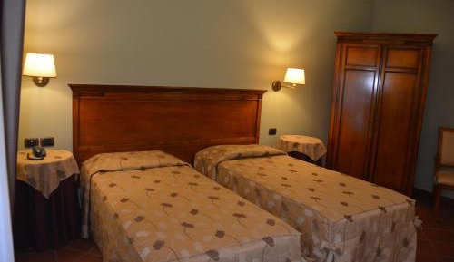 Classic Single Room