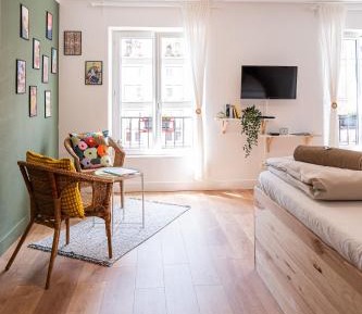 One-Bedroom Apartment
