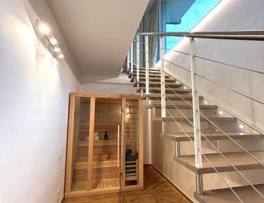 Deluxe Suite with Spa Bath