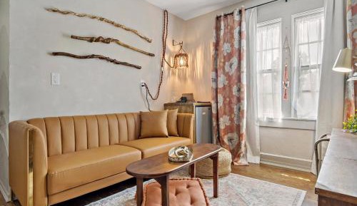 Queen Suite