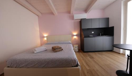 Deluxe Double Studio