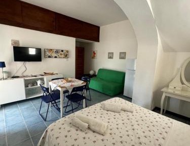 Studio with Terrace