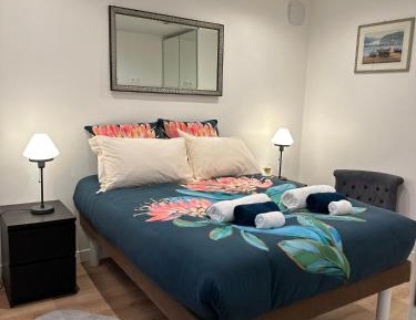 One-Bedroom Apartment with Terrace