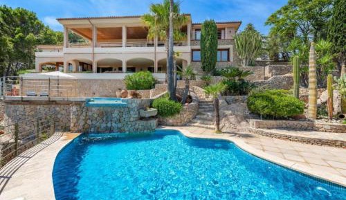 Villa with Sea View