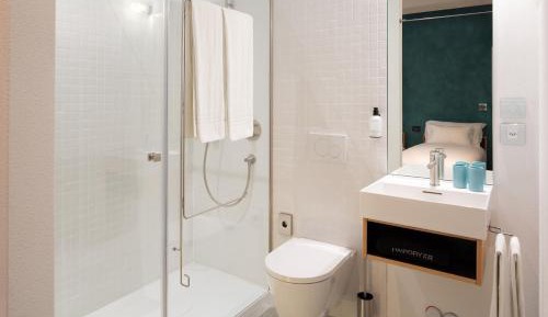 Double or Twin Room with Lake View