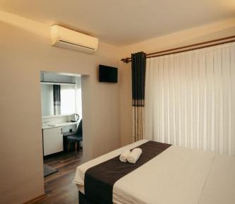 Triple Room with View