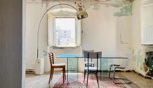 One-Bedroom Apartment with View