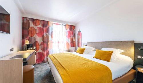 Cozy Superior King Room