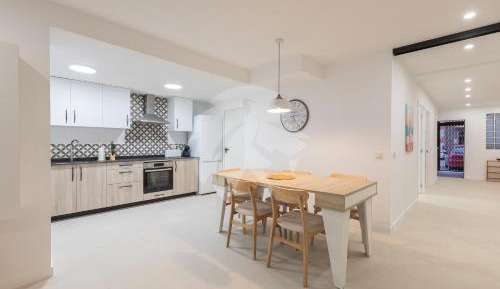 Two-Bedroom Deluxe Apartment