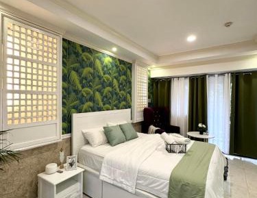 Suite with Balcony